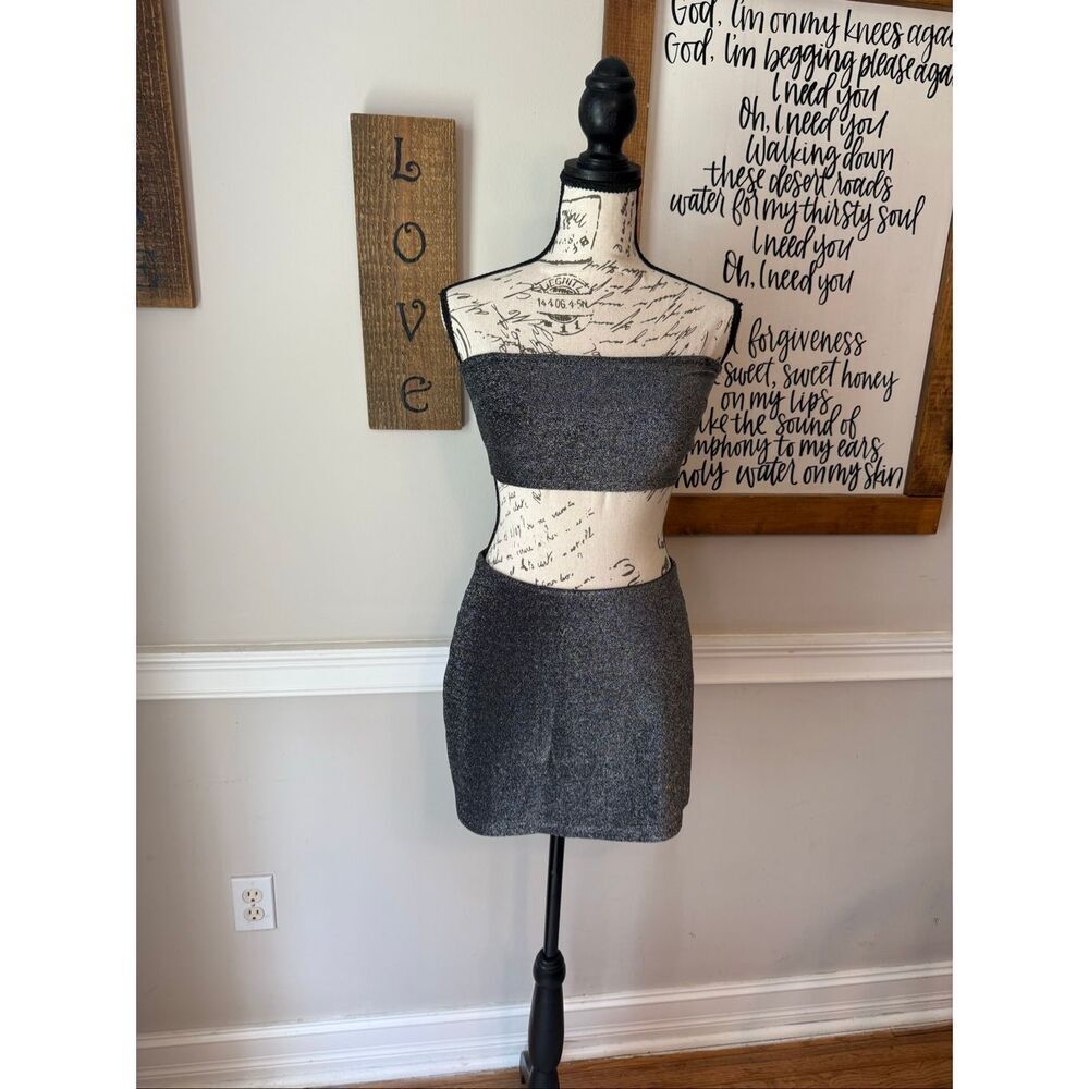 Victoria's Secret PINK Women’s Shimmer Bandeau Top & Skirt Set Gray Small